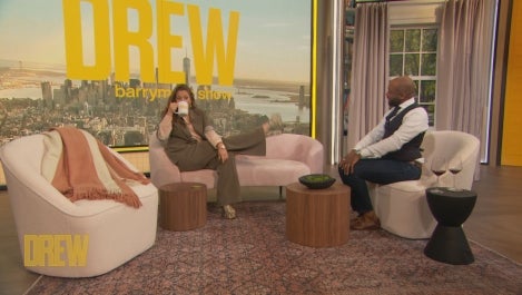 Mikel Welch Gives Drew Some Helpful Living Room Design Tips 