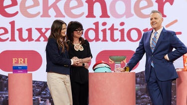 Drew Barrymore Reveals Weekend Must-Haves | The Weekender: Deluxe Edition