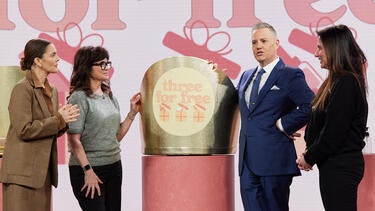 Audience Member Tries Skincare Challenge to Win Amazing Prizes 