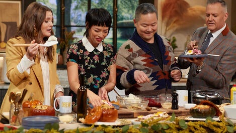 Danny Seo Shows Drew and Ross Mathews How to Make His Black Friday Waffles  | Turkey Telethon 